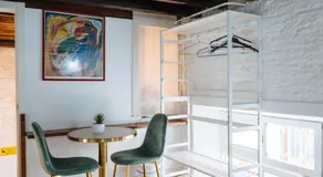 airbhouse private rooms & apartments  - Image 3