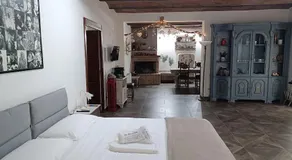 La Buldrina Suite-Home - Image 2