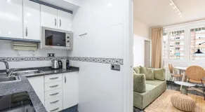 3 Bdr Apt In Cornella 5 Mins Form The Metro - Image 3
