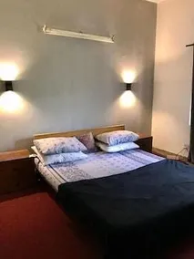 Durrani Lodges - Guest House G11 - Image 5