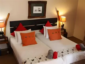 Bush Pillow Guest House - Image 4