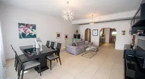 GRAND HAYAT VILLA Santorini - Image 3