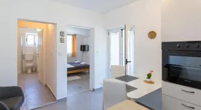 Apartment 3F - Image 2