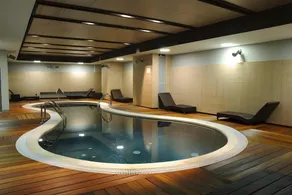 Hotel Art - Image 5