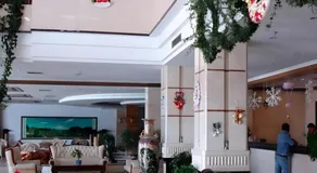 Golden Spring Hotel Lijiang - Image 5