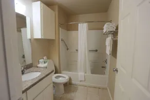 Victoria Palms Inn and Suites - Image 3
