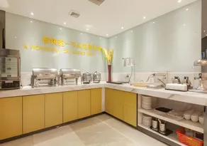 City Comfort Inn Wuhan Jiefang Avenue Xinrong Light Rail Station - Image 3