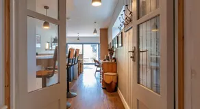 Spacious House with Multiple Bathrooms Parking Garden in Loughborough - Image 4