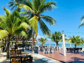 Alongkot Beach Resort Khanom - Image 2