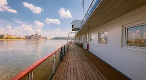 Grand Jules - Boat Hotel - Image 4