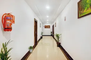 Super Townhouse RCC Park View Inn - Image 4