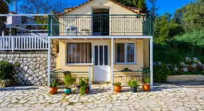 Ionian Balcony Hotel Apartments - Image 3
