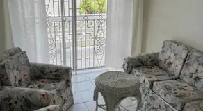 Home2Home Guesthouse - Image 4