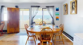 Samish Bay Cottage - Image 3