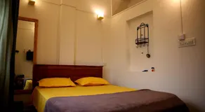 Tiny house for couple - Image 2