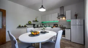 E-M Apartments with Private pool - Image 3