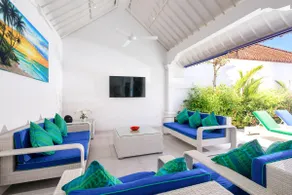 Private Villa 2 Bedroom 7 Min walk to the Beach - Image 4