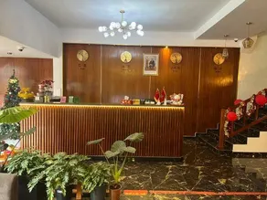 Oriental Hotel - Image 5