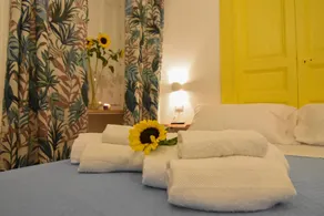 Arte Domus Napoli B&B - Image 2