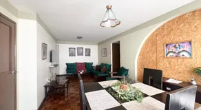 Departamento acogedor en la mejor zona de La Paz - Image 4