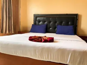 EASTERN PLAZA HOTEL - Image 3