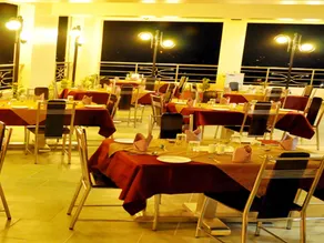 Hotel Arasan Sapthagiri - Image 3