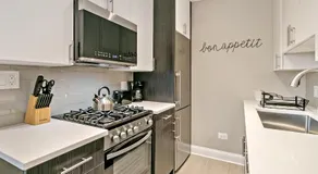 Best Studio Apartment Near Boystown! - Oakdale 514 - Image 5
