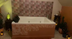 Logement à thème médiéval avec balneo - Image 5