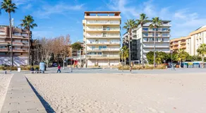 Hauzify I Apartament Torremar - Image 2