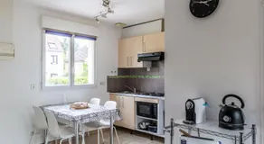 Le Duplex , Proche Gare RER, Parking, Arrivée autonome - Image 4