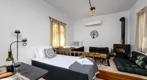 Moana House - Image 2