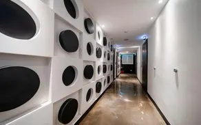 Guui Gold Motel - Image 5