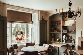 The Falcon Painswick - Image 3
