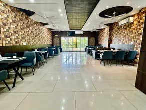 Avantika Hotel - Image 2