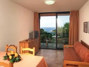 Albamar Apartaments - Image 2