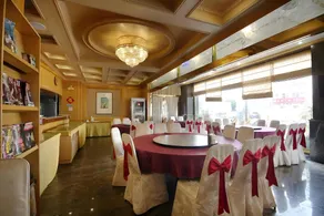 Wang Fu Hotel - Image 3
