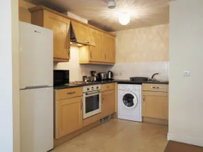 Host & Stay - Bingley Court - Image 5