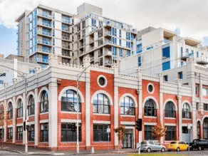 Adele Apartment Hotel East Melbourne - Image 5