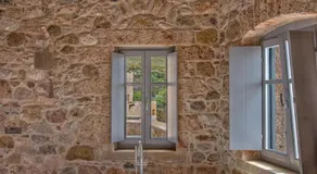 IPPOLA BOUTIQUE HOTEL - Image 3