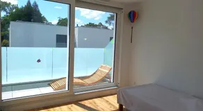 Modern house with private garden - Image 3