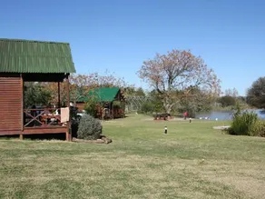 Lenmore Chalets - Image 4