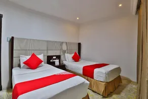 OYO 326 Barjas Furnished Apartment - Image 4