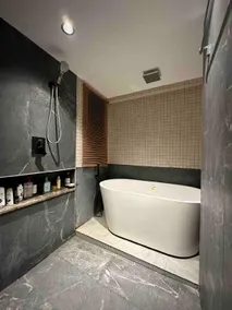 Mango House - Image 3