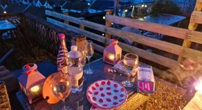 Fishermen's cottage with log burner, 2 bathrooms & sea views from garden terraces - Image 3