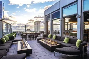 Luxury Ocean Views Condo in Palm Beach - Image 2
