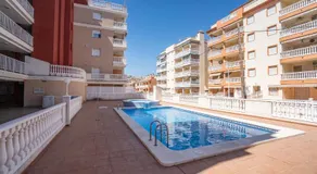 Ideally Located Holiday Apartment - Image 2