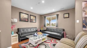 52-3 Bed Suite On Lake Central Ac By Airport - Image 2