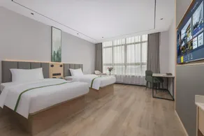 GreenTree Inn JiangSu Wuxi Jiangyin Huashi Avenue Huaxi Village Business Hotel - Image 2