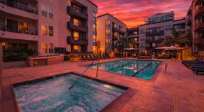 Luxury Coastal 1 & 2 Bedroom Retreat Near Venice with Pool & Cinema Room - Image 4