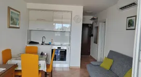 Lovely apartment near the beach with a sea view - Image 5